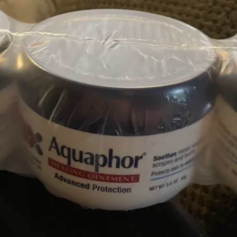 aquaphor Healing Ointment Three Jars …3.5 Oz Each NEW I DO NOT KNOW PRODUCTS AGE